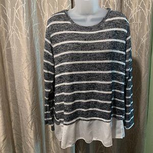 Cute Black & White Stripped Long Sleeve Sweater With Neat White Shirt Detail